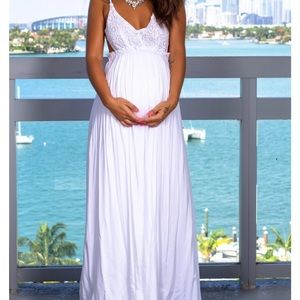 In Desperate Search Of: THIS MAXI DRESS